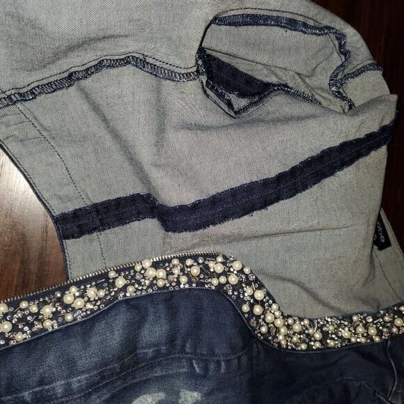 Bebe Embellished Cropped Denim Jacket | Pearl & Jewel Details | Fitted | M - Picture 10 of 10
